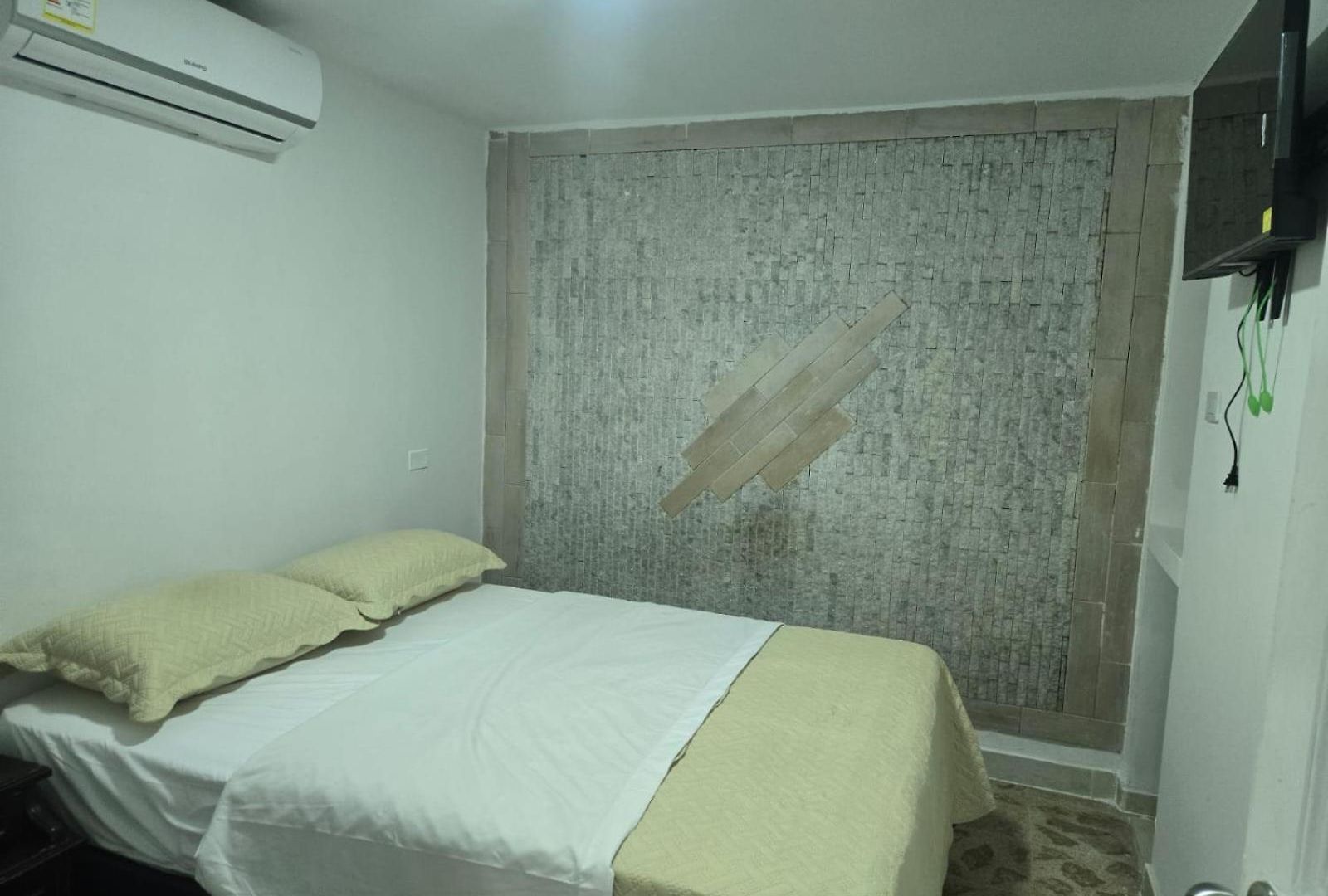 Hotel H&h 3*